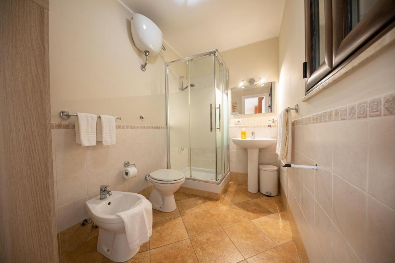 Casa Vacanze Villa Baronessa チェファル エクステリア 写真