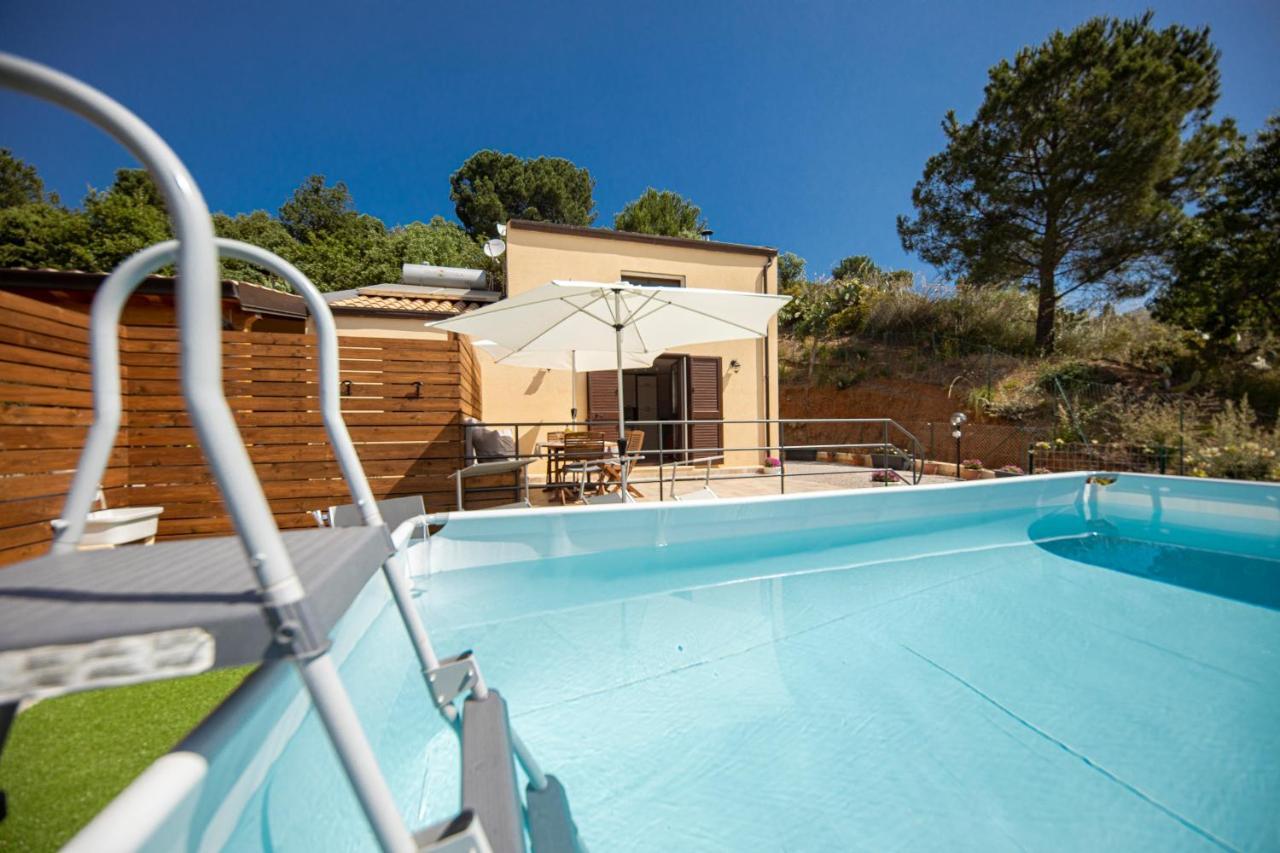 Casa Vacanze Villa Baronessa チェファル エクステリア 写真