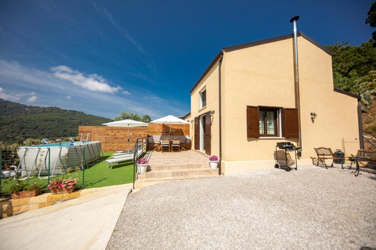 Casa Vacanze Villa Baronessa チェファル エクステリア 写真