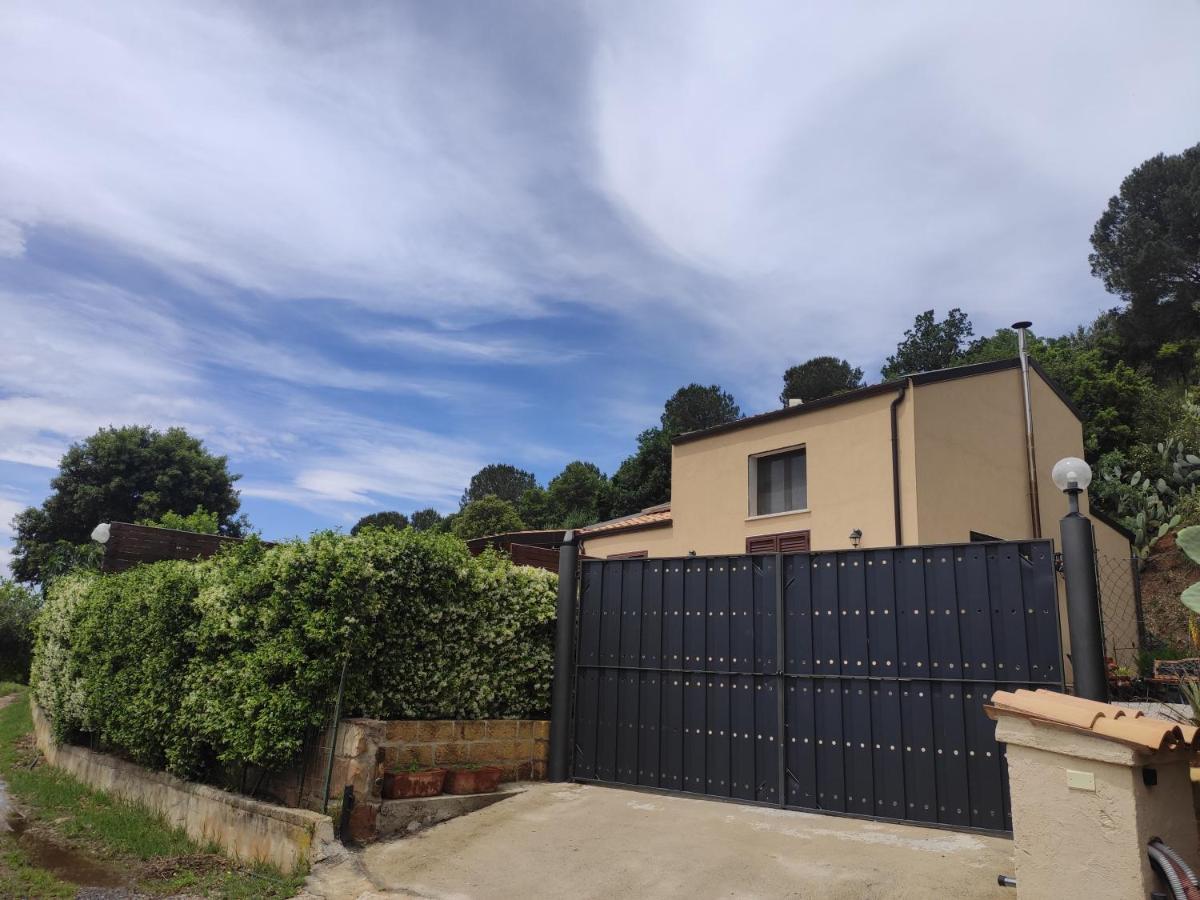 Casa Vacanze Villa Baronessa チェファル エクステリア 写真